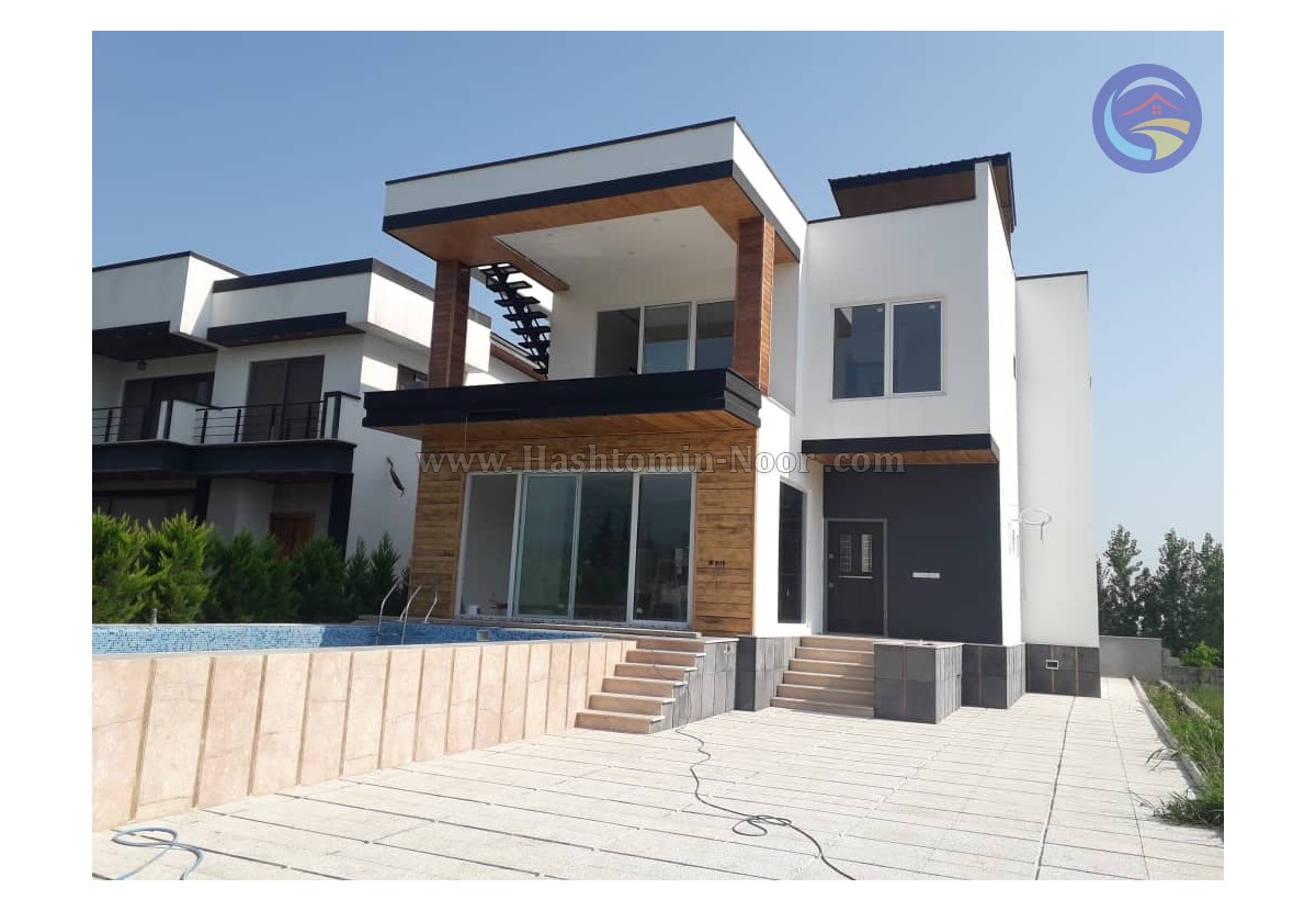 دوبلکس نما مدرن با سند و استخر چهار فصل نور